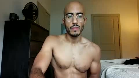 Snapshot of latinomixedbbc chatting on December 5, 2025, 5:20 pm latinomixedbbc online show from December 5, 2025, 5:20 pm