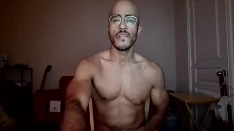 Snapshot of latinomixedbbc chatting on February 28, 2026, 6:25 am latinomixedbbc online show from February 28, 2026, 6:25 am