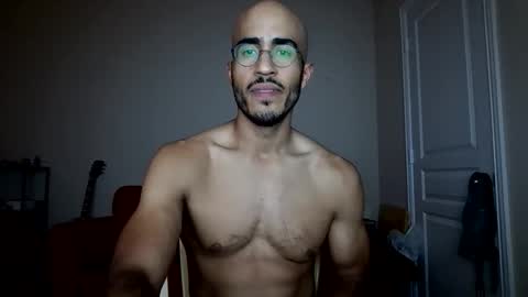 Snapshot of latinomixedbbc chatting on March 30, 2026, 4:24 am latinomixedbbc online show from March 30, 2026, 4:24 am