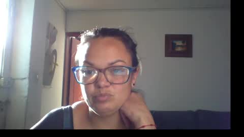 Snapshot of lau16310 chatting on April 28, 2026, 9:53 pm Laura online show from April 28, 2026, 9:53 pm