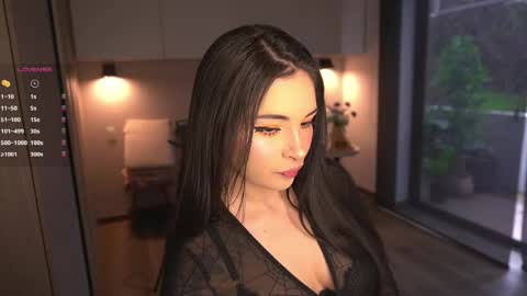 Snapshot of lau__1 chatting on June 7, 2026, 9:29 pm IG 1lau 1 X 1lau 1 online show from June 7, 2026, 9:29 pm