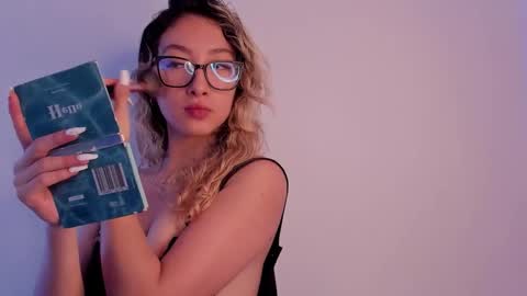 Lau Miller online show from October 31, 2025, 7:48 pm