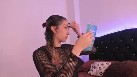 Lau Miller online show from November 13, 2025, 2:49 pm