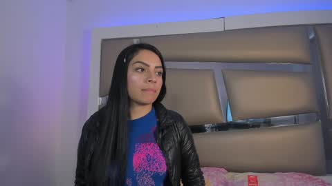 Snapshot of laura__js_ chatting on February 25, 2025, 8:09 pm laura__js_ online show from February 25, 2025, 8:09 pm