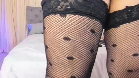 Snapshot of laura__martiinez chatting on January 17, 2026, 3:33 am online show from January 17, 2026, 3:33 am