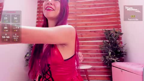 Laura Bonnet  online show from September 13, 2025, 3:12 pm