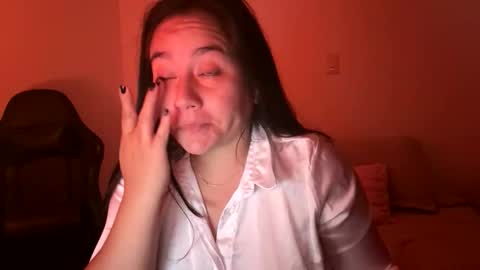 laura online show from February 9, 2026, 12:03 am