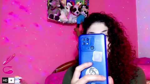 weedcam Curly Laura OF    online show from April 7, 2026, 12:38 pm