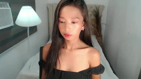 Snapshot of laura_leighxx chatting on March 12, 2025, 3:13 am Laura leighxx online show from March 12, 2025, 3:13 am