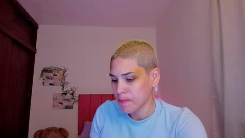 Laura Rose online show from January 14, 2026, 10:14 pm