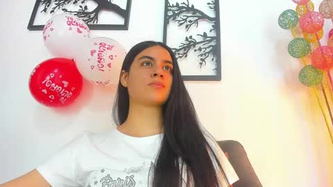 LAURA SOE online show from February 14, 2025, 6:40 pm