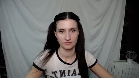 Laura online show from February 17, 2025, 11:44 am