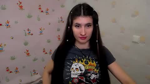 Laura online show from December 22, 2025, 9:06 am