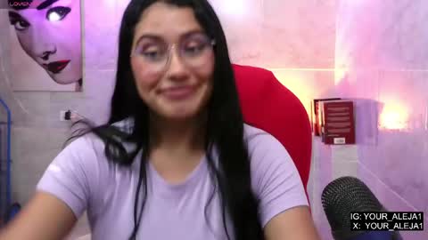 Snapshot of lauraruiz1 chatting on May 15, 2026, 11:01 pm Aleja online show from May 15, 2026, 11:01 pm