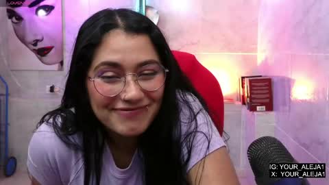 Snapshot of lauraruiz1 chatting on May 15, 2026, 11:23 pm Aleja online show from May 15, 2026, 11:23 pm