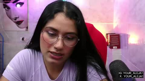 Snapshot of lauraruiz1 chatting on May 15, 2026, 11:34 pm Aleja online show from May 15, 2026, 11:34 pm