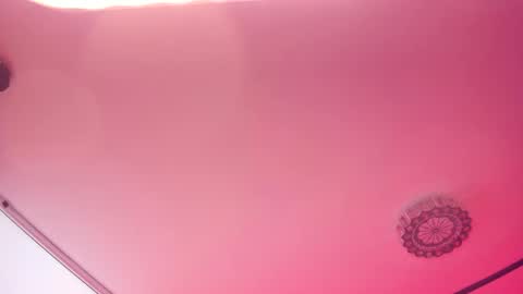 Snapshot of lauren_bigboobs22 chatting on March 10, 2026, 6:24 pm Lauren online show from March 10, 2026, 6:24 pm