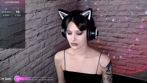 Eva online show from December 25, 2024, 6:30 pm