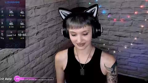 Eva online show from October 6, 2025, 5:43 pm