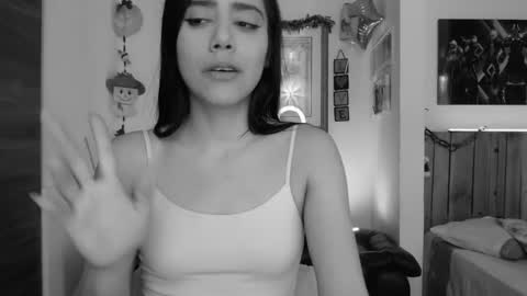 Lauren online show from December 14, 2024, 8:40 pm