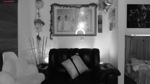 Lauren online show from January 9, 2025, 11:56 pm