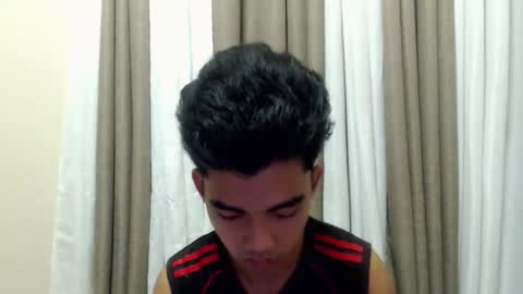 laurence_cuttieguyhere online show from March 10, 2026, 5:29 pm