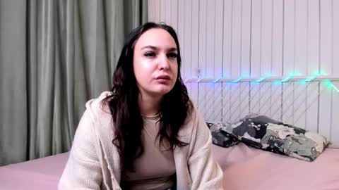 Victoria online show from November 22, 2025, 12:48 pm