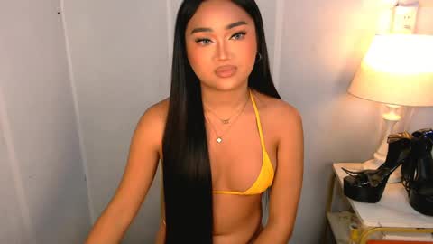 chloe3 online show from May 28, 2026, 2:03 pm