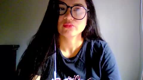 onlyfan laureng7 - 7 laureng2 online show from November 14, 2025, 12:15 pm