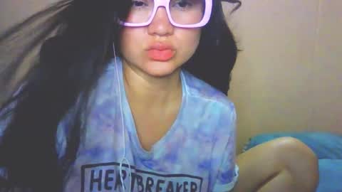 onlyfan laureng7 - 7 laureng2 online show from January 10, 2026, 2:52 pm