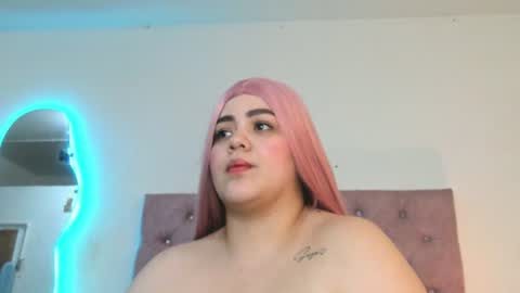 Snapshot of laurenlaine99 chatting on July 16, 2026, 9:10 pm laurenlaine online show from July 16, 2026, 9:10 pm