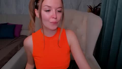 Snapshot of laurennhill chatting on September 29, 2025, 12:16 am laurennhill online show from September 29, 2025, 12:16 am
