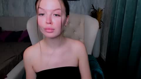 Snapshot of laurennhill chatting on October 13, 2025, 12:21 am laurennhill online show from October 13, 2025, 12:21 am