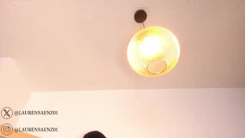 Snapshot of laurensaenz chatting on November 26, 2025, 12:06 pm Lauren Saenz online show from November 26, 2025, 12:06 pm