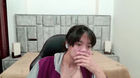 laurent online show from April 8, 2026, 3:06 am