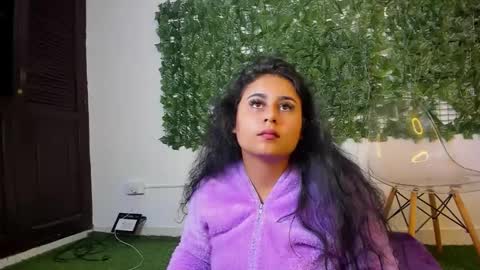  LaurynJeffers  online show from April 30, 2026, 3:29 pm