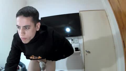 Lautaro online show from September 15, 2025, 6:46 am