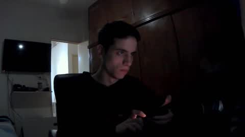 Snapshot of lauti_twink chatting on June 9, 2026, 1:28 am Lautaro online show from June 9, 2026, 1:28 am