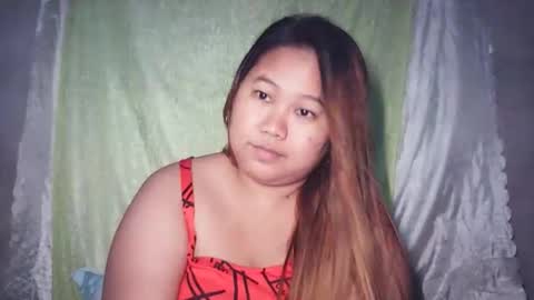 Snapshot of lavalyn214 chatting on December 22, 2025, 3:31 pm lavalyn214 online show from December 22, 2025, 3:31 pm