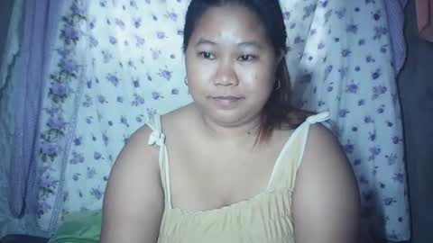 Snapshot of lavalyn214 chatting on January 14, 2026, 11:31 pm lavalyn214 online show from January 14, 2026, 11:31 pm