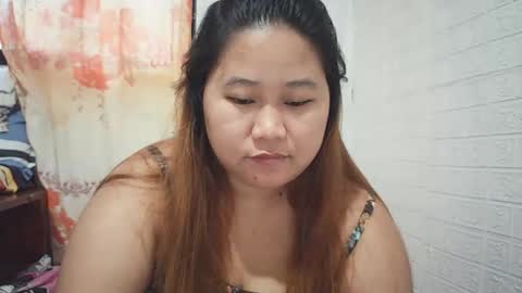 Snapshot of lavalyn214 chatting on February 1, 2026, 12:53 am lavalyn214 online show from February 1, 2026, 12:53 am