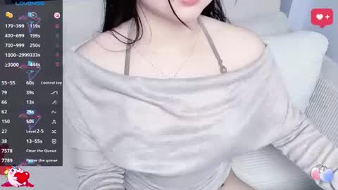 Snapshot of lavender_02 chatting on June 13, 2026, 10:18 pm Tina online show from June 13, 2026, 10:18 pm