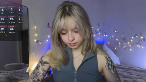 Snapshot of lavenderlav chatting on February 9, 2025, 10:53 am Melissa online show from February 9, 2025, 10:53 am