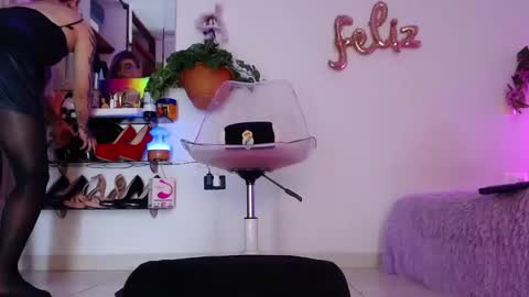 Cristina online show from September 9, 2025, 11:37 pm