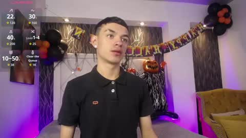 Snapshot of lawford_mike chatting on October 29, 2025, 1:13 pm Mike online show from October 29, 2025, 1:13 pm