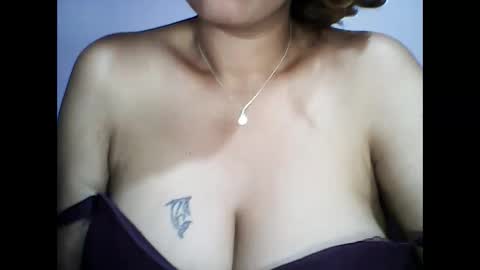 Snapshot of layanah12 chatting on January 9, 2025, 3:23 pm layanah12 online show from January 9, 2025, 3:23 pm