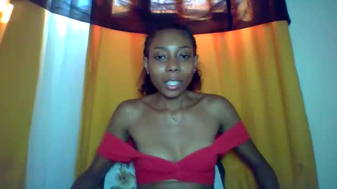 layannek online show from December 2, 2025, 5:57 am