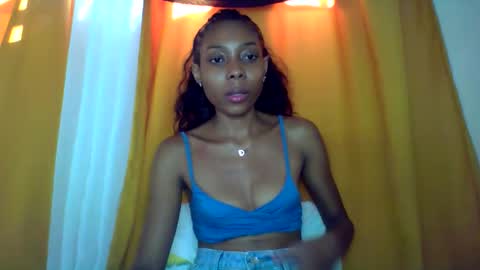 layannek online show from December 15, 2025, 6:28 am