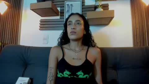 Snapshot of layla_707 chatting on October 1, 2025, 12:49 am Layla online show from October 1, 2025, 12:49 am