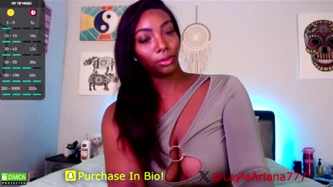 LaylaAriana online show from March 26, 2026, 2:50 am